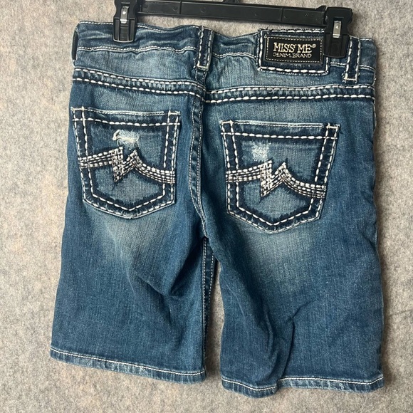 Miss Me Jeans Women Size 25 Boyfriend Bermuda Denim Jean Shorts - Picture 6 of 7